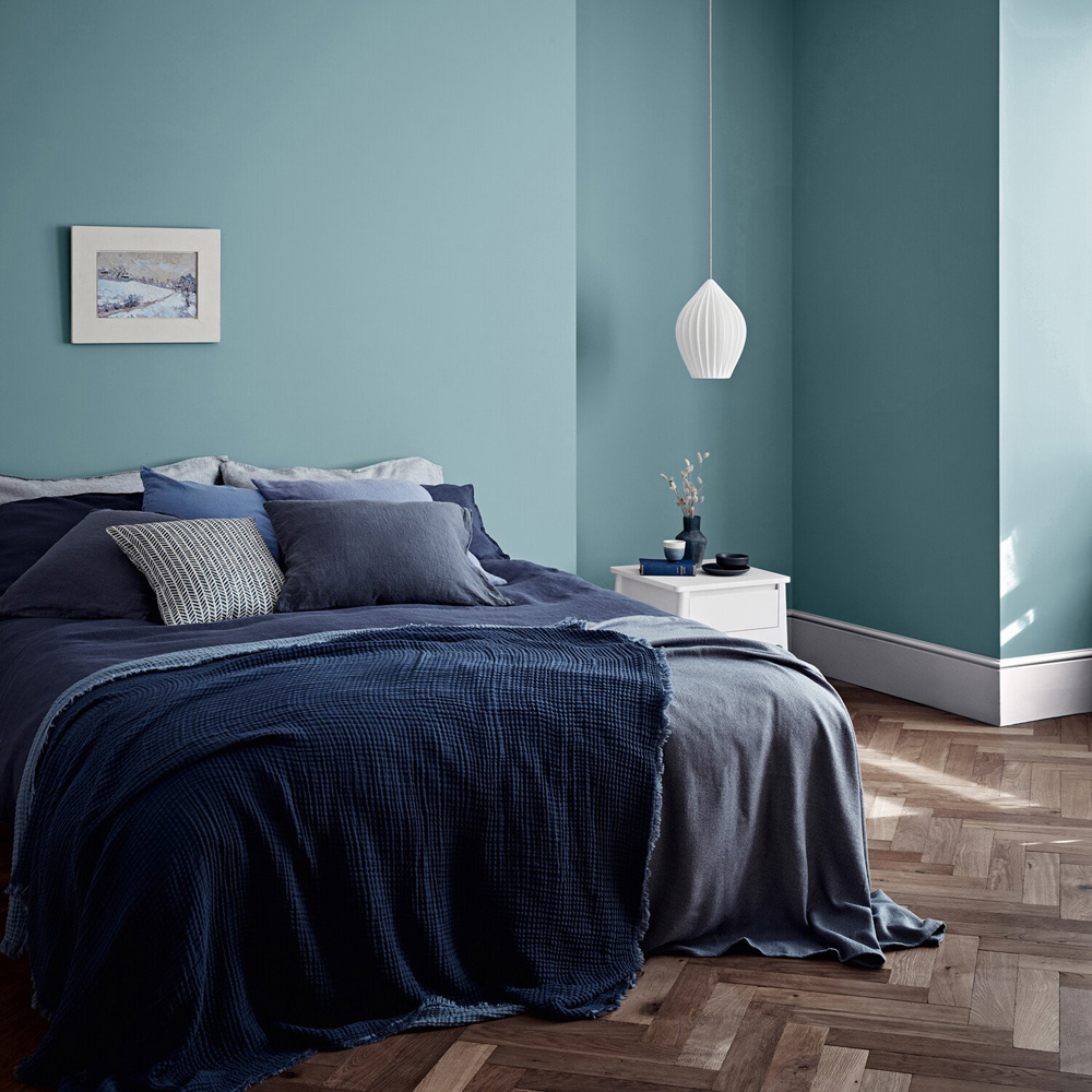 Crown Wall & Ceilings Duck Egg Matt Emulsion 2.5L Image 4