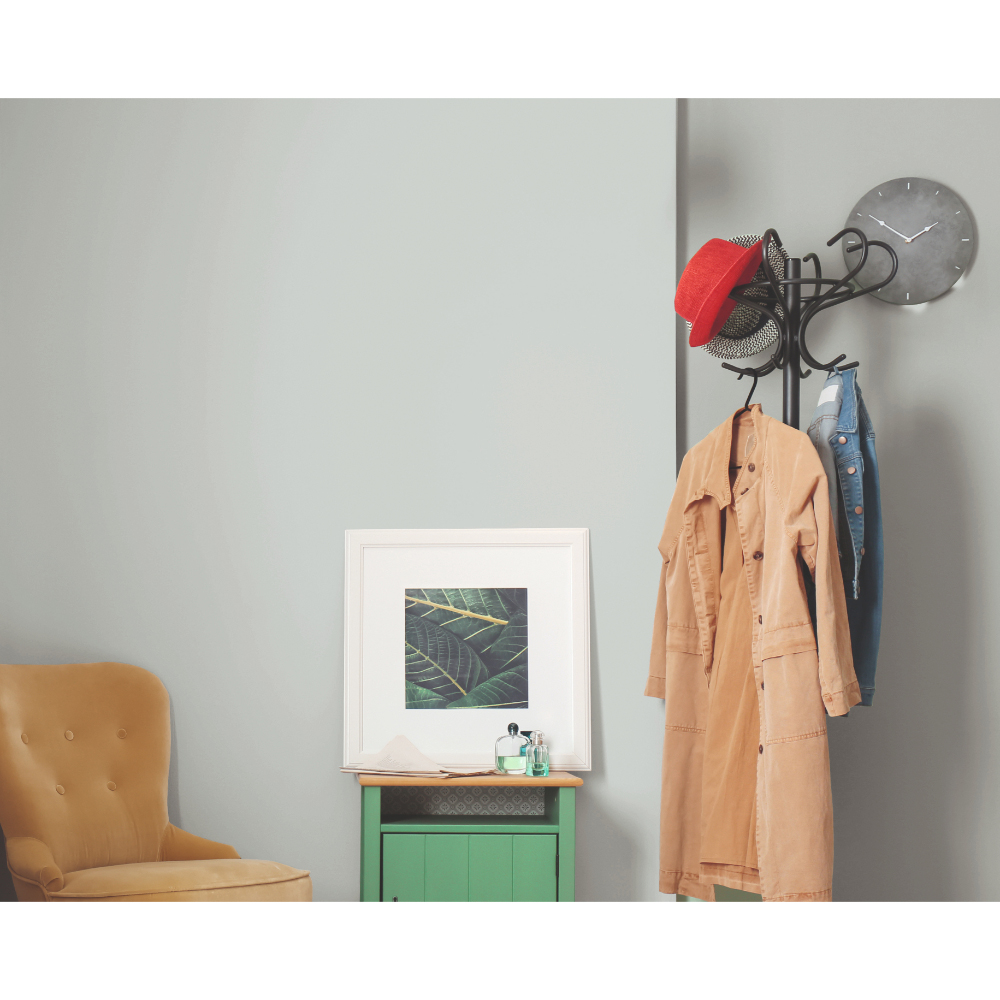 Johnstone's Walls & Ceilings Frosted Silver Matt Emulsion Paint 2.5L Image 4