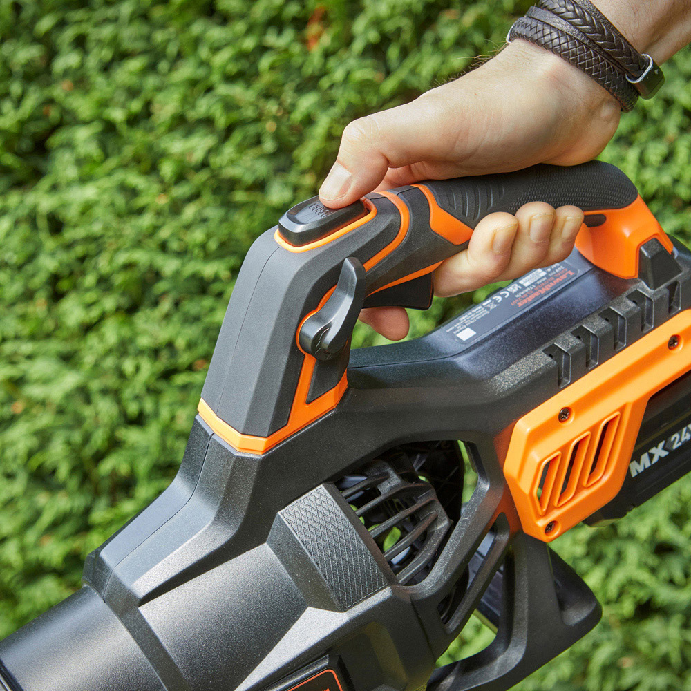 LawnMaster CLBL2407-01 MX 24V Cordless Handheld Axial Leaf Blower with 4.0Ah Battery Image 8