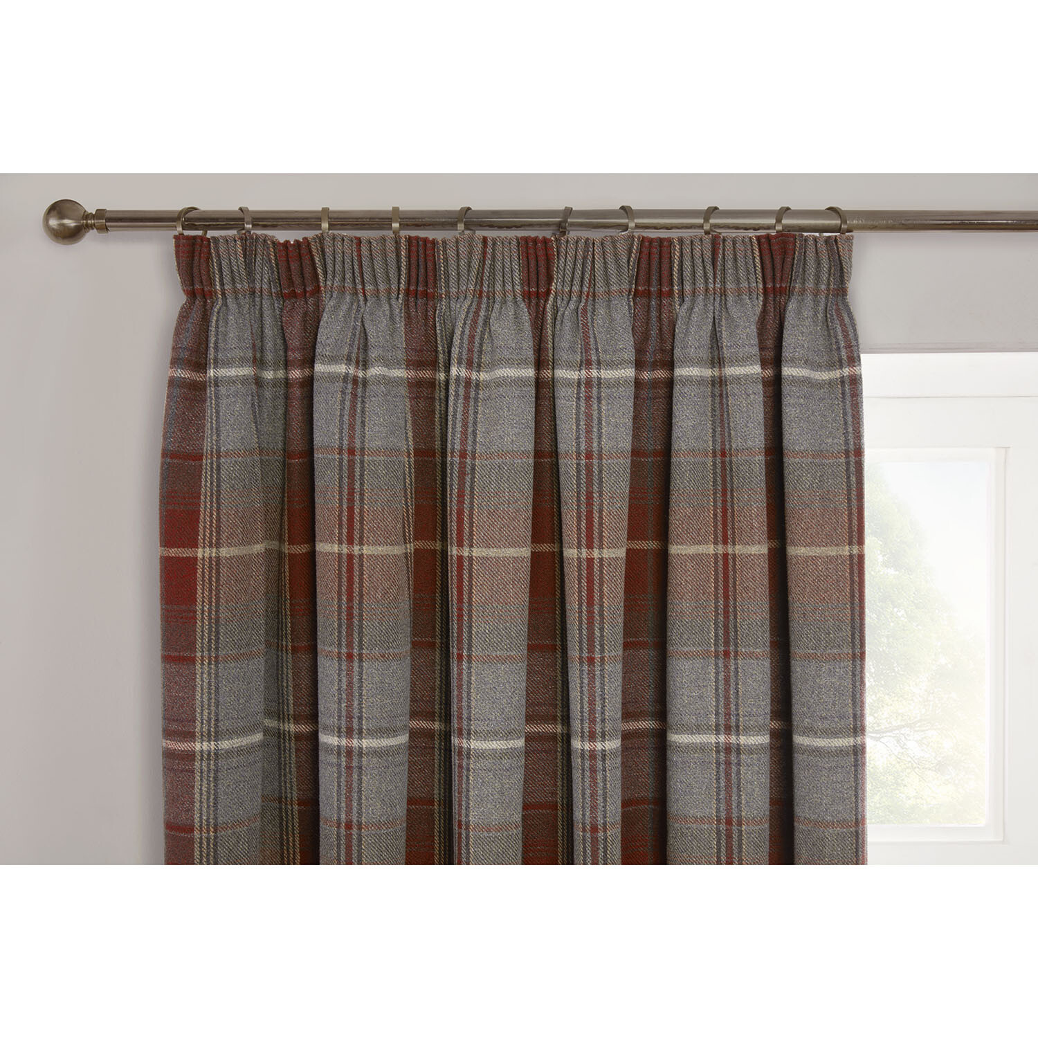 Abbott Thermal Curtain - Red / 229cm Image 3