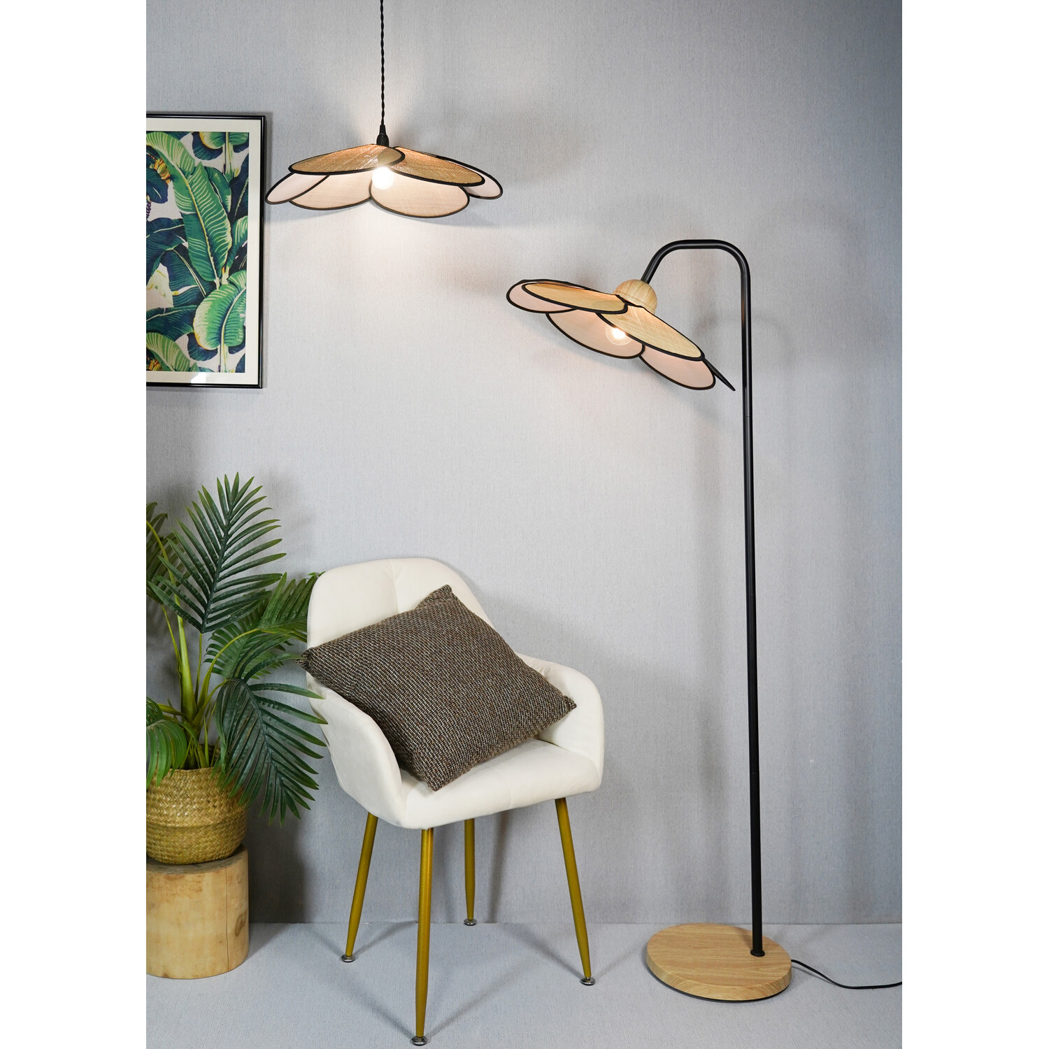 Raylee Floor Lamp - Wood and Black Image 11