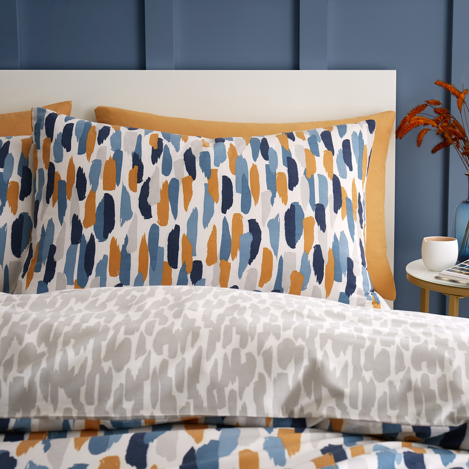 My Home Ellison Duvet Cover and Pillowcase Set - Blue / King Image 2