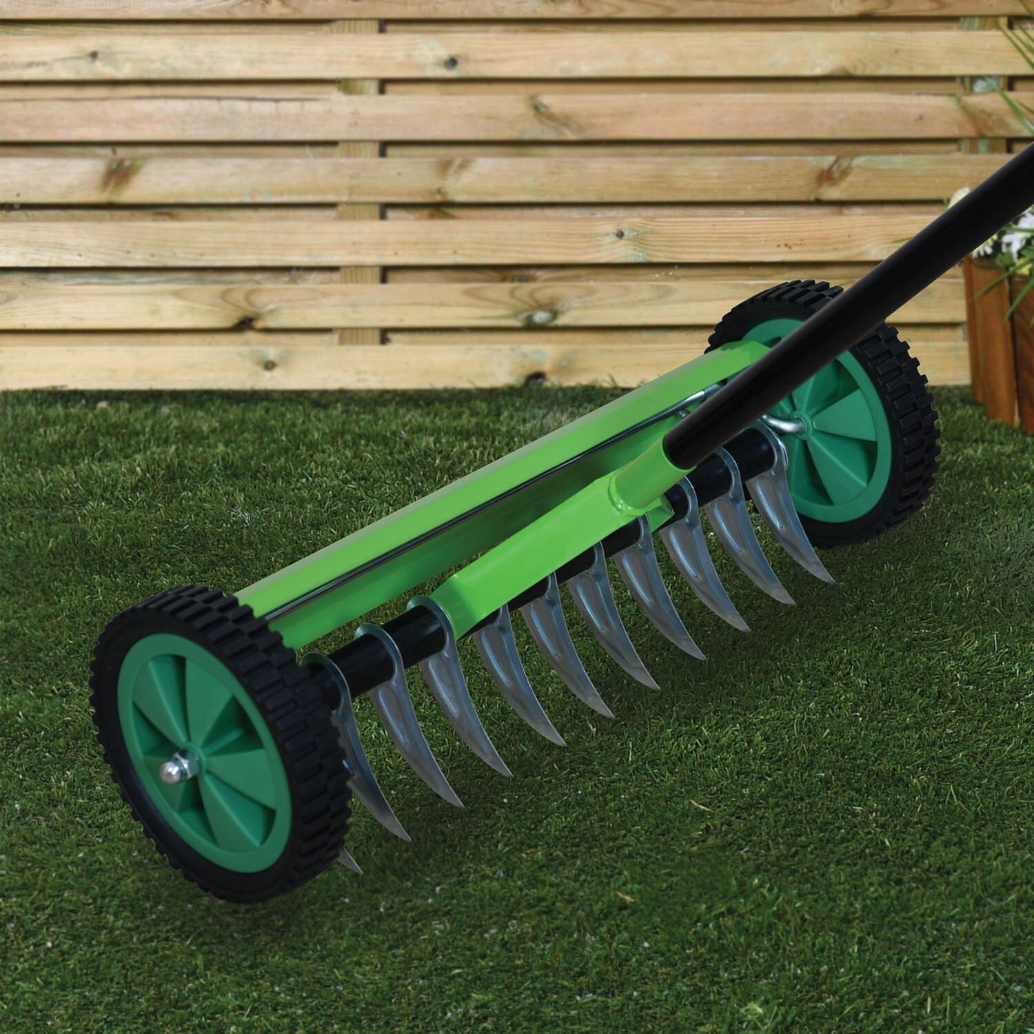 Scarifier - Green and Black Image 5