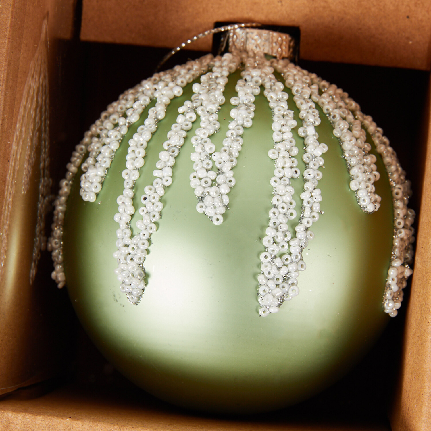 Set of 12 Mistletoe Cottage Glitter Baubles Image 4
