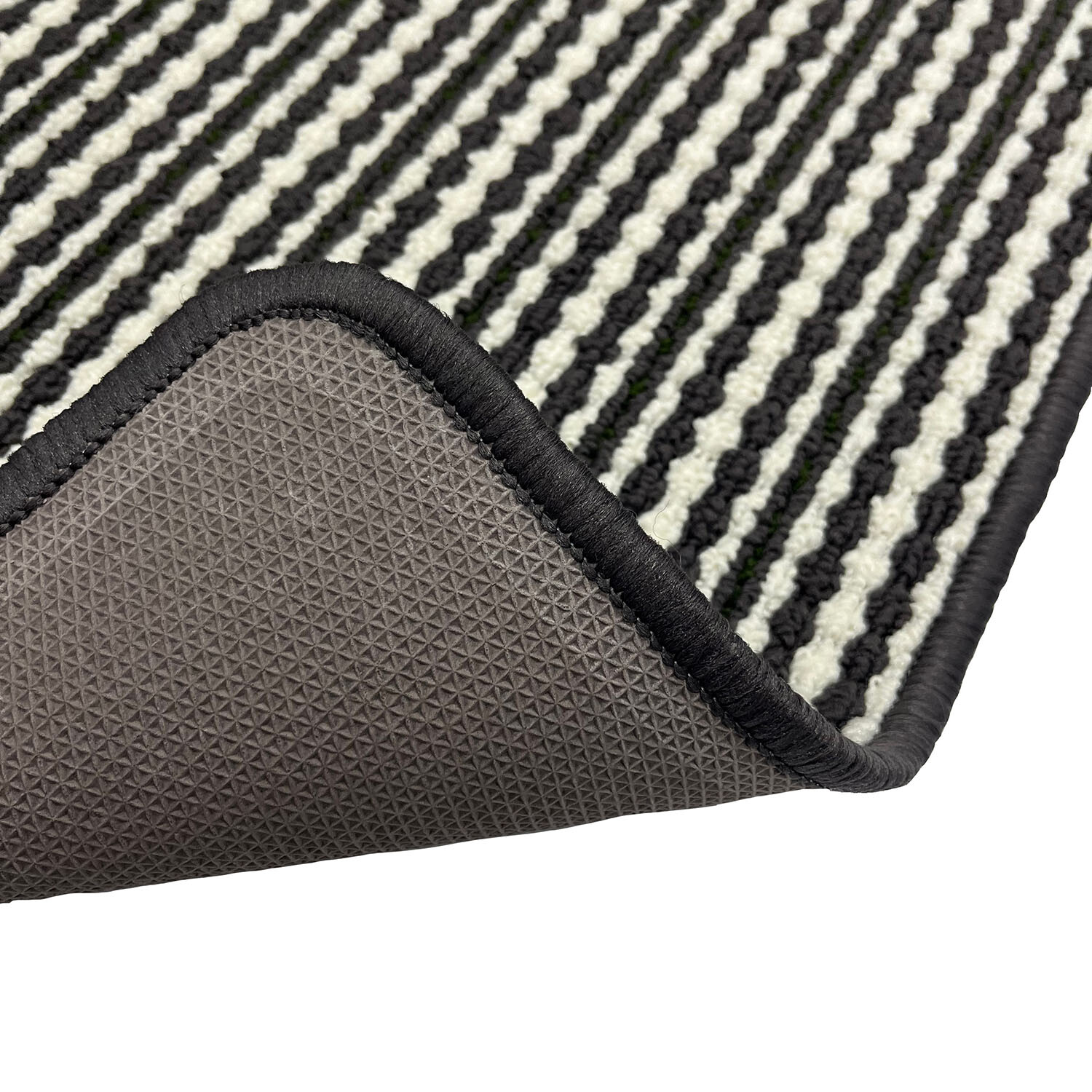 Geo Triangle Washable Mat - Black and White Image 4
