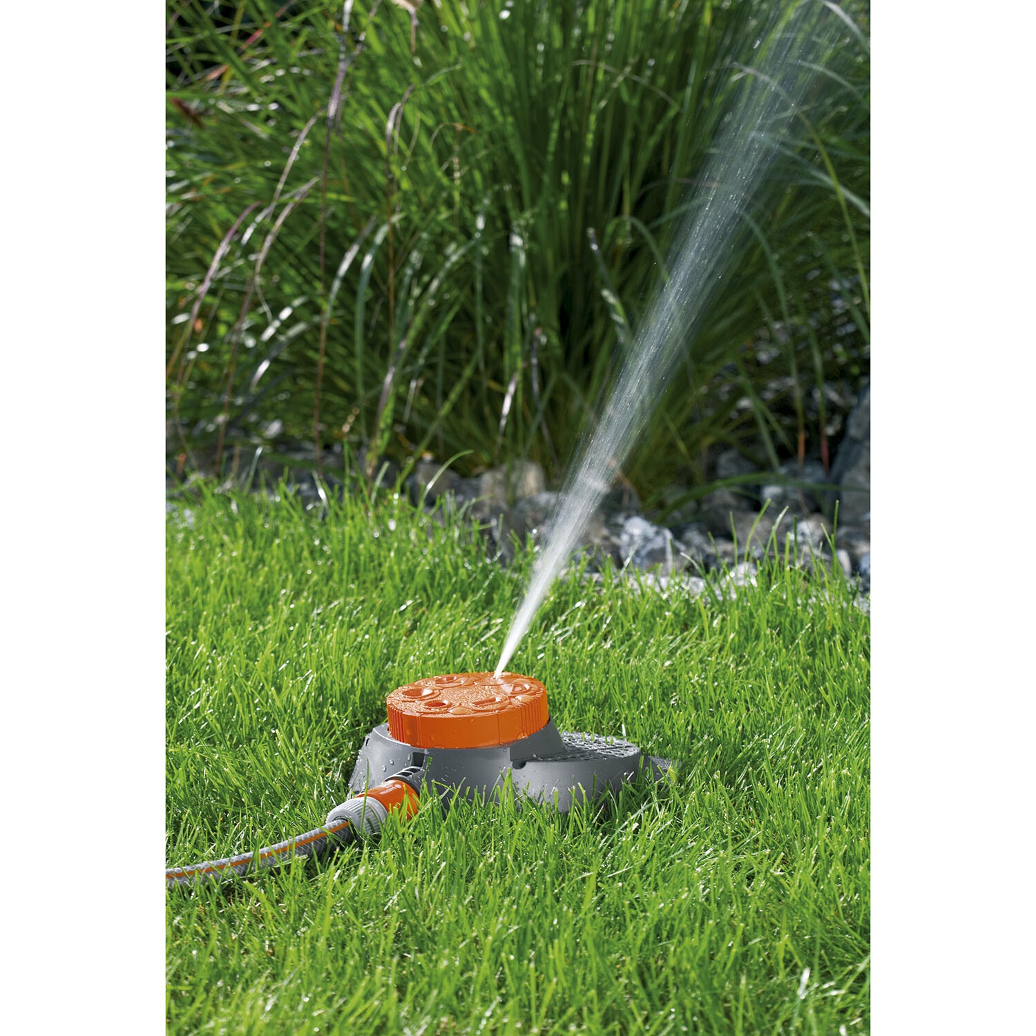 GARDENA Boogie Sprinkler - Black and Orange Image 3