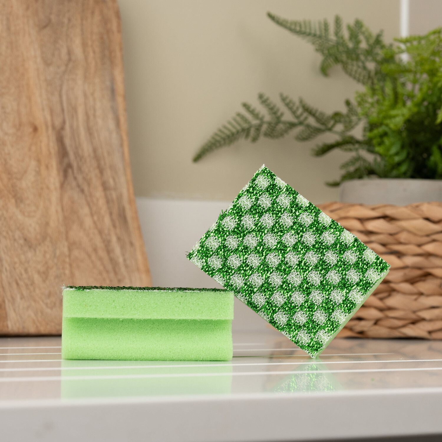 Pack of 2 Fairy Max Power Sponge Scourers Green Image 4