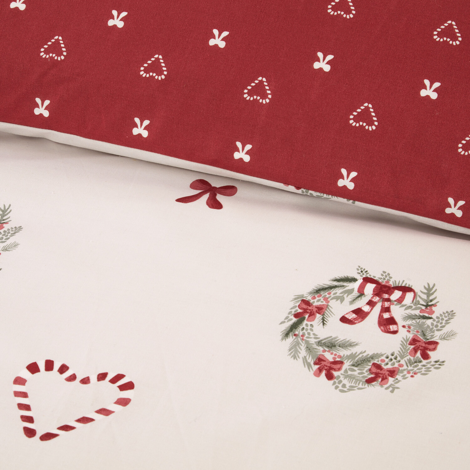 Love at Christmas Duvet Set Red Superking Image 4