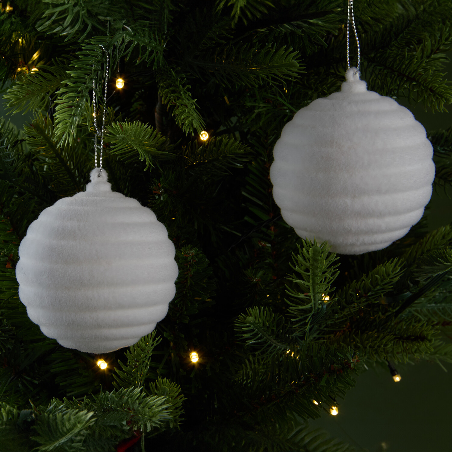 Set of 2 Round Flocked BaublesWhite Image 4