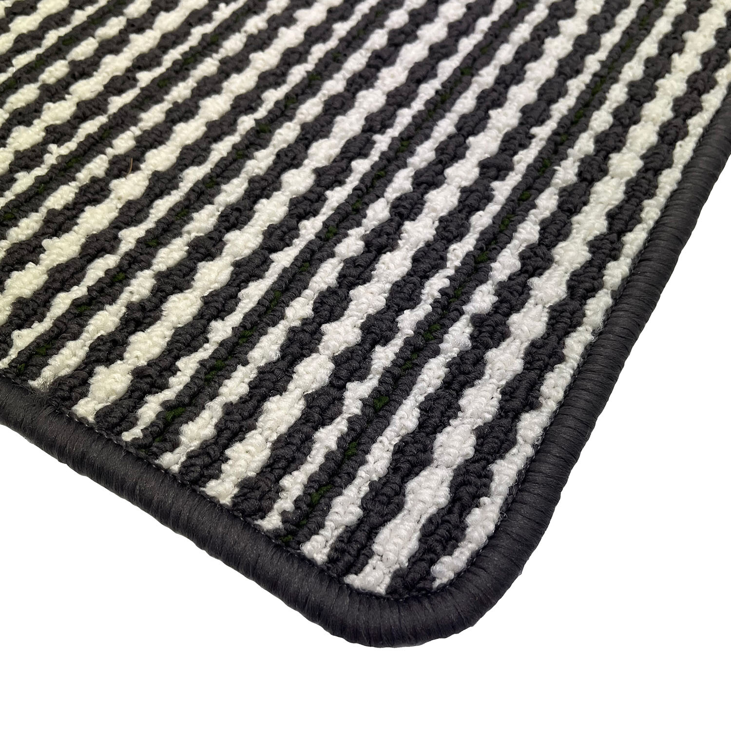 Geo Triangle Washable Mat - Black and White Image 3