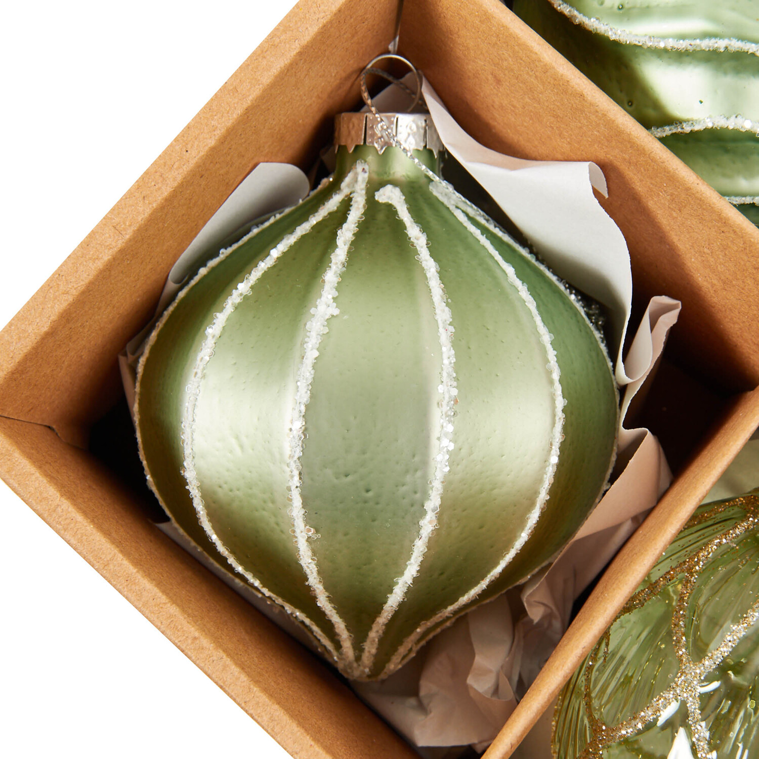 Set Of 6 Mistetoe Cottage Baubles - Green Image 6