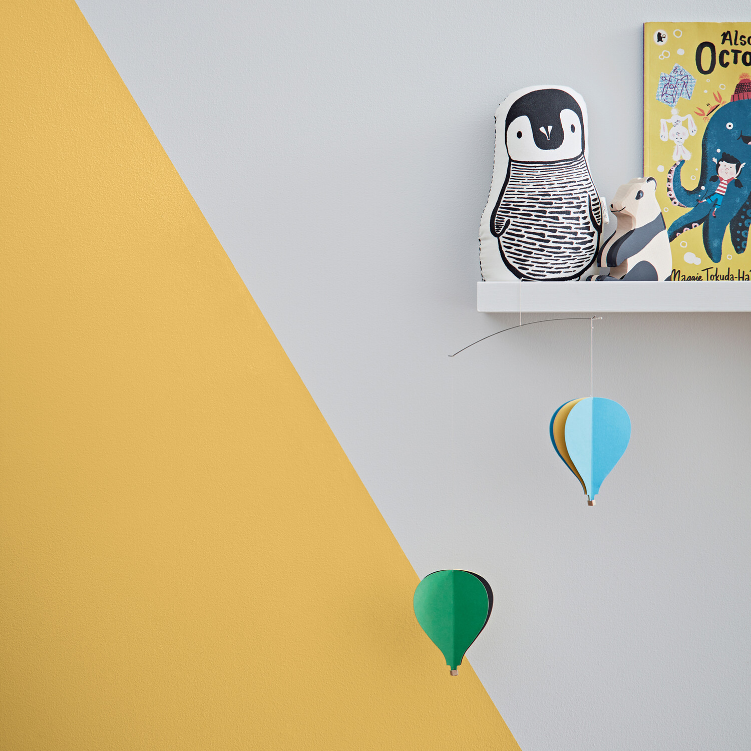 Crown Walls & Ceilings Mustard Jar Mid Sheen Emulsion Paint 2.5L Image 6