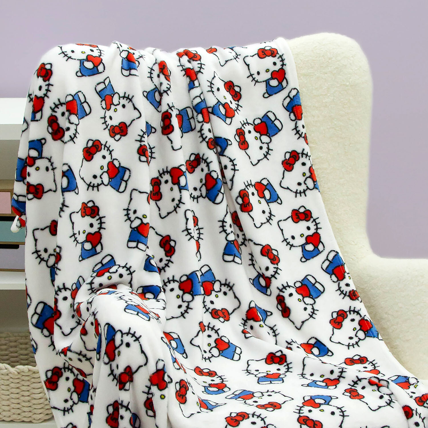 Hello Kitty Throw - White Image 2