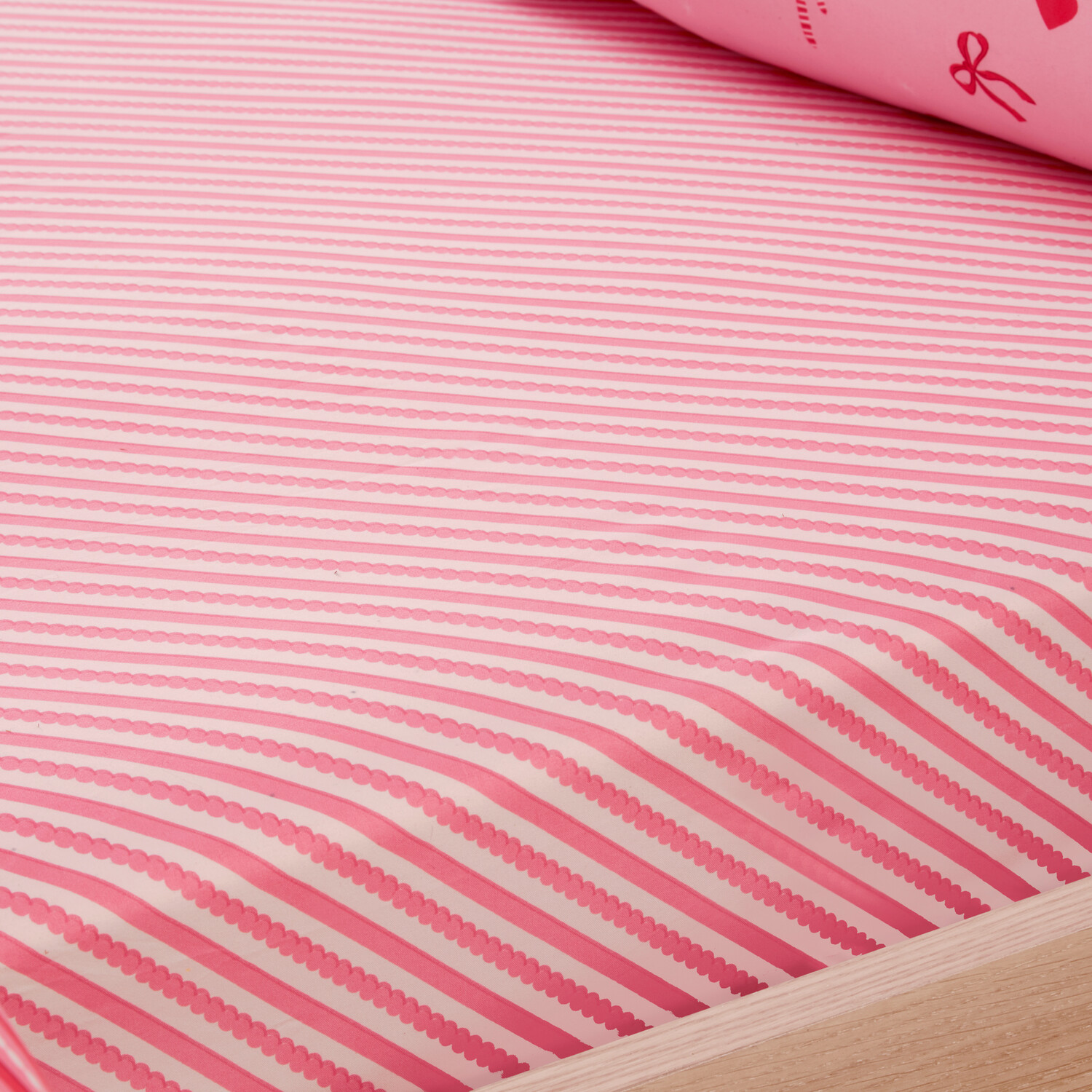 Candy Cane Bows Bedding SetPinkSingle Image 3