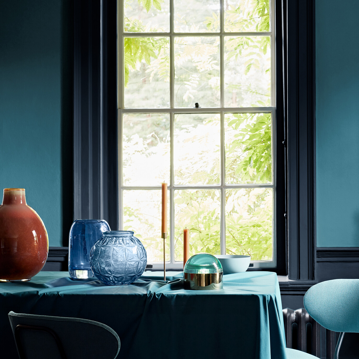 Crown Walls and Ceilings Mid Sheen Emulsion Image 4