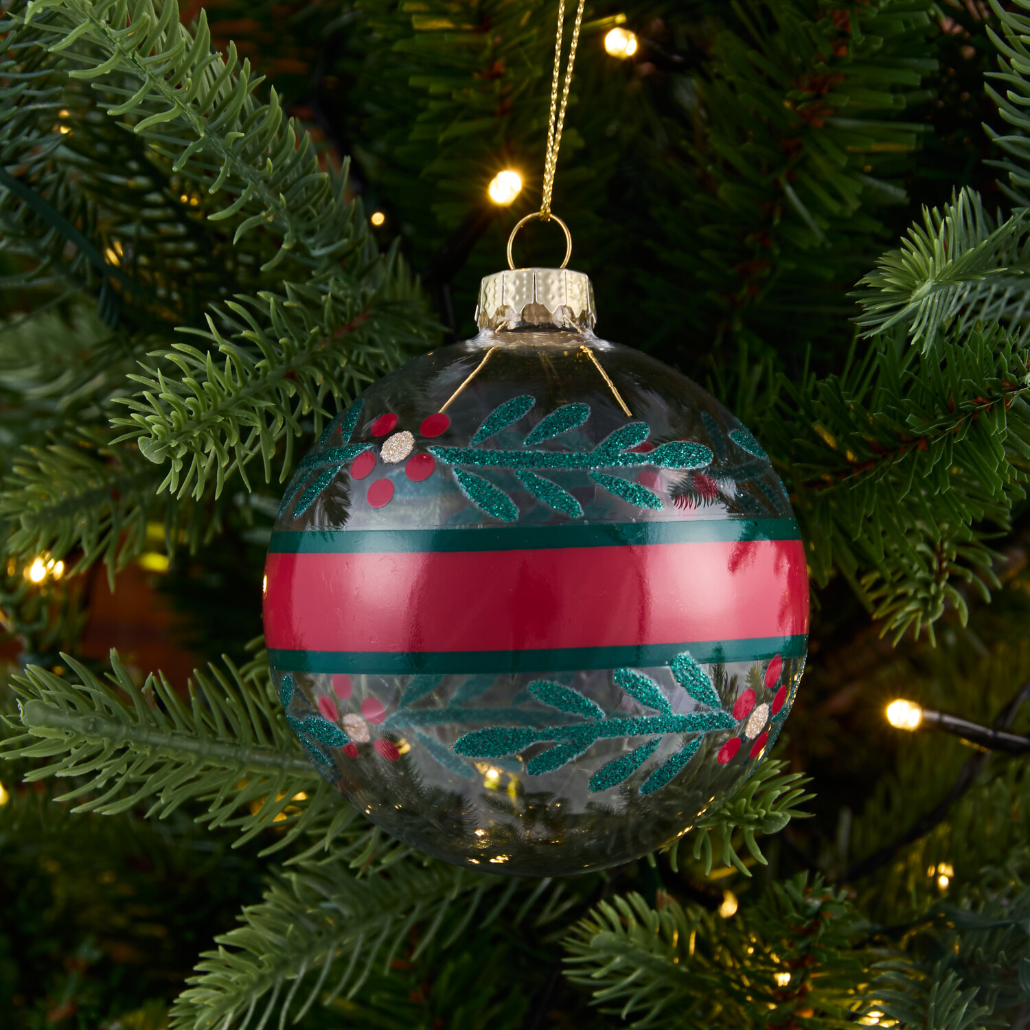 Berry Christmas Bauble Image 3