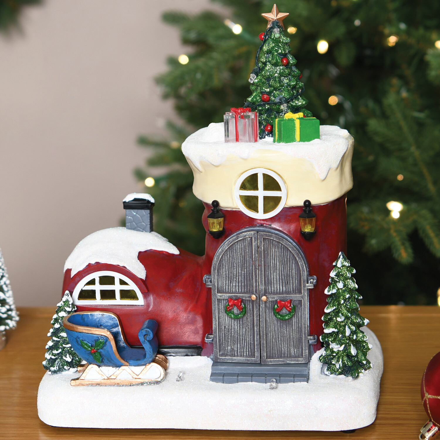 Christmas Boot Scene - Red Image 7