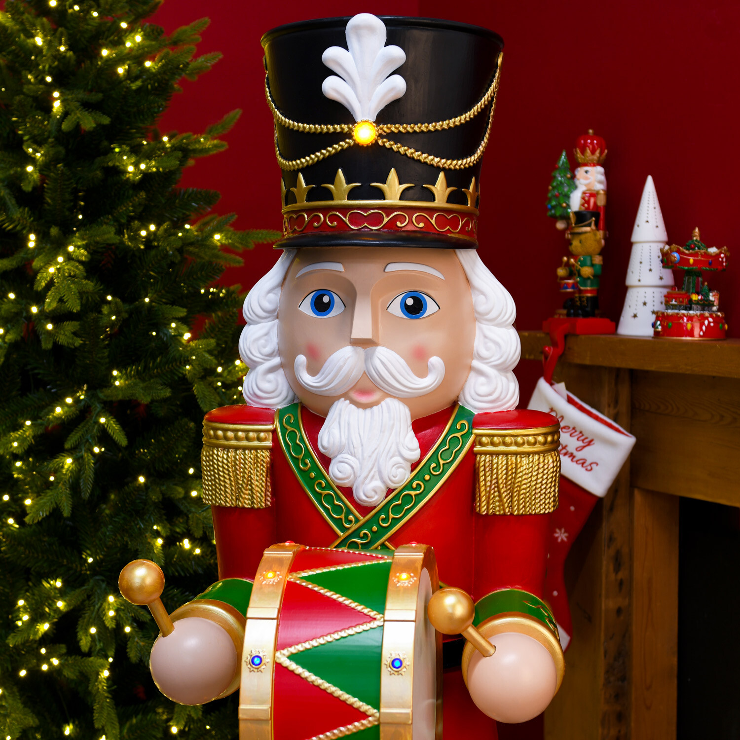 Singing and Drumming Nutcracker Image 3