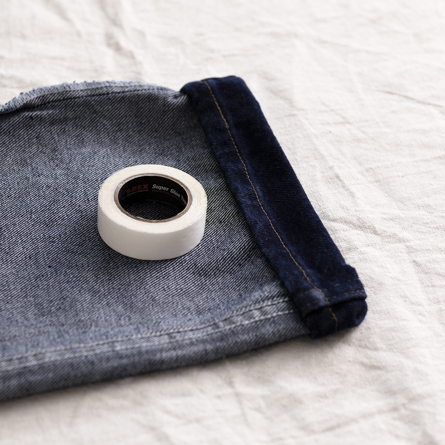 T Rex Super Glue Tape Image 3