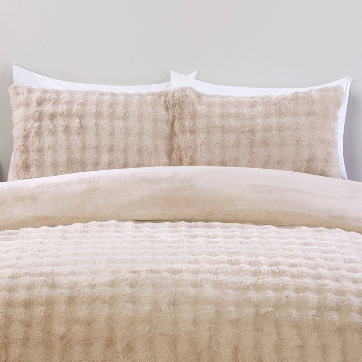 Aurora Soft Faux Fur Duvet Set Champagne Superking Image 3