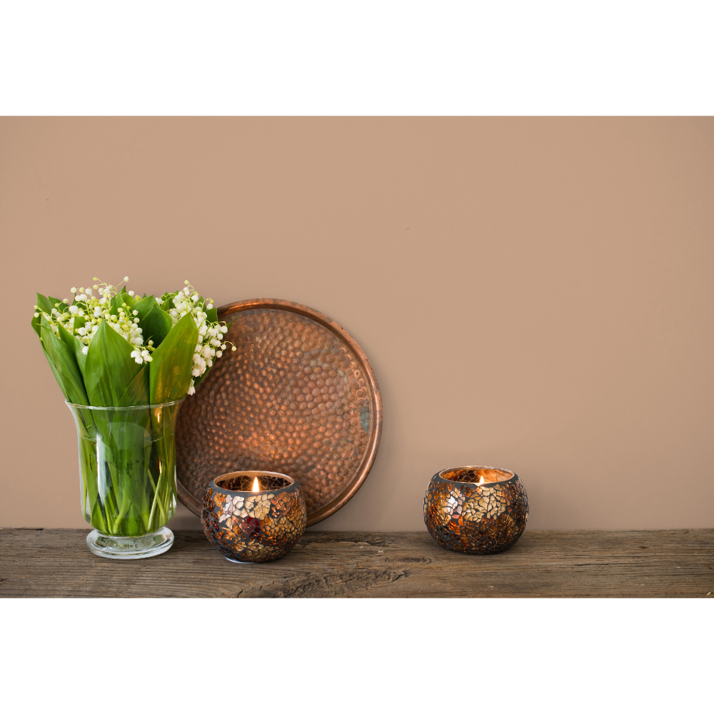 Johnstone's Walls & Ceilings Burnt Sugar Silk Emulsion Paint 2.5L Image 4