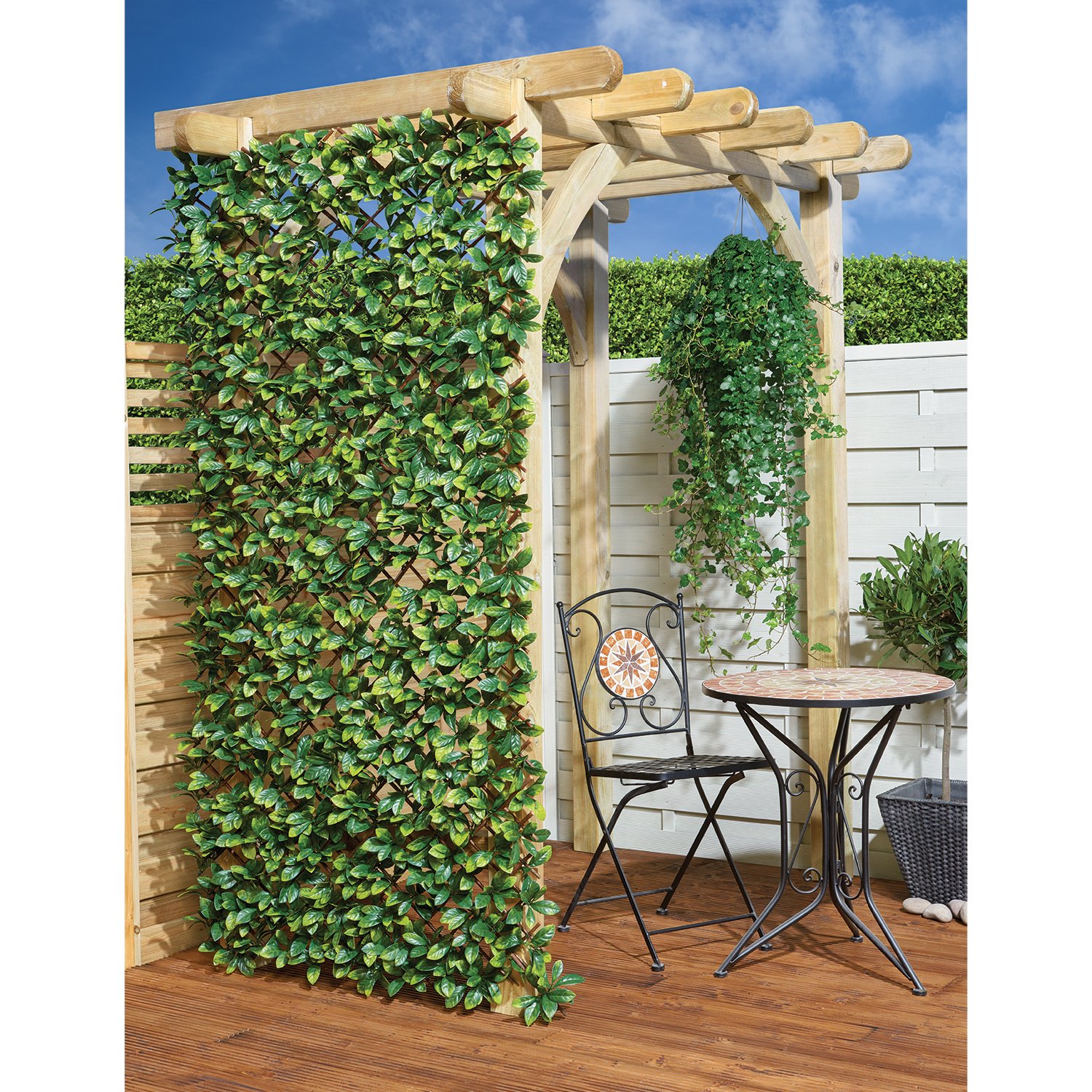 Expanding Laurus Fence 200 x 100cm Image 5