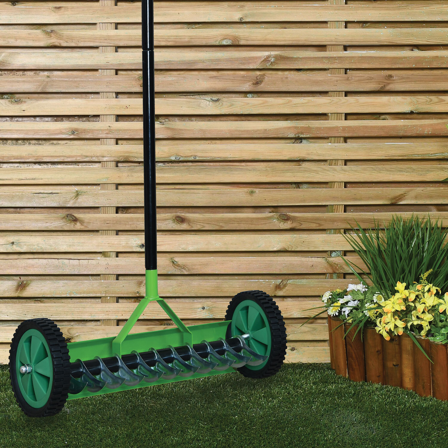 Scarifier - Green and Black Image 3