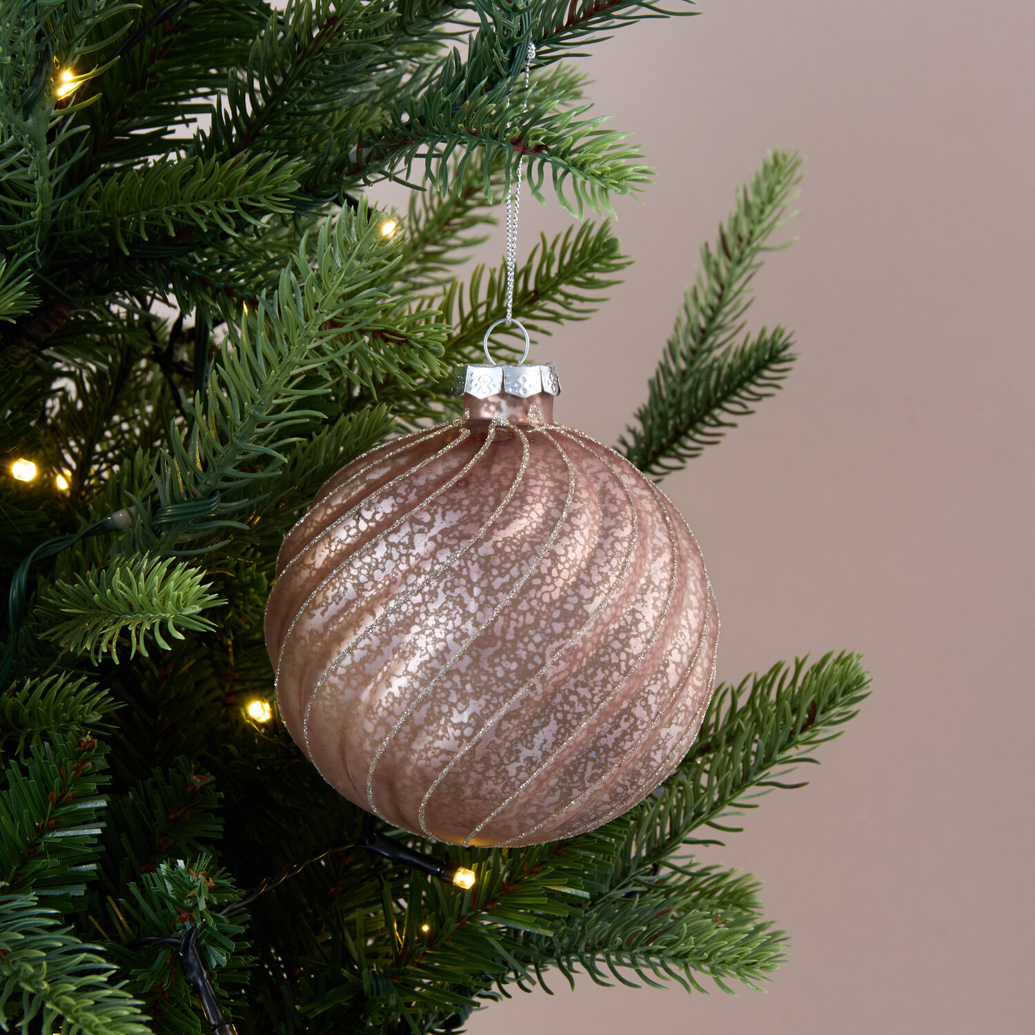 Antique Ridged Bauble Image 2