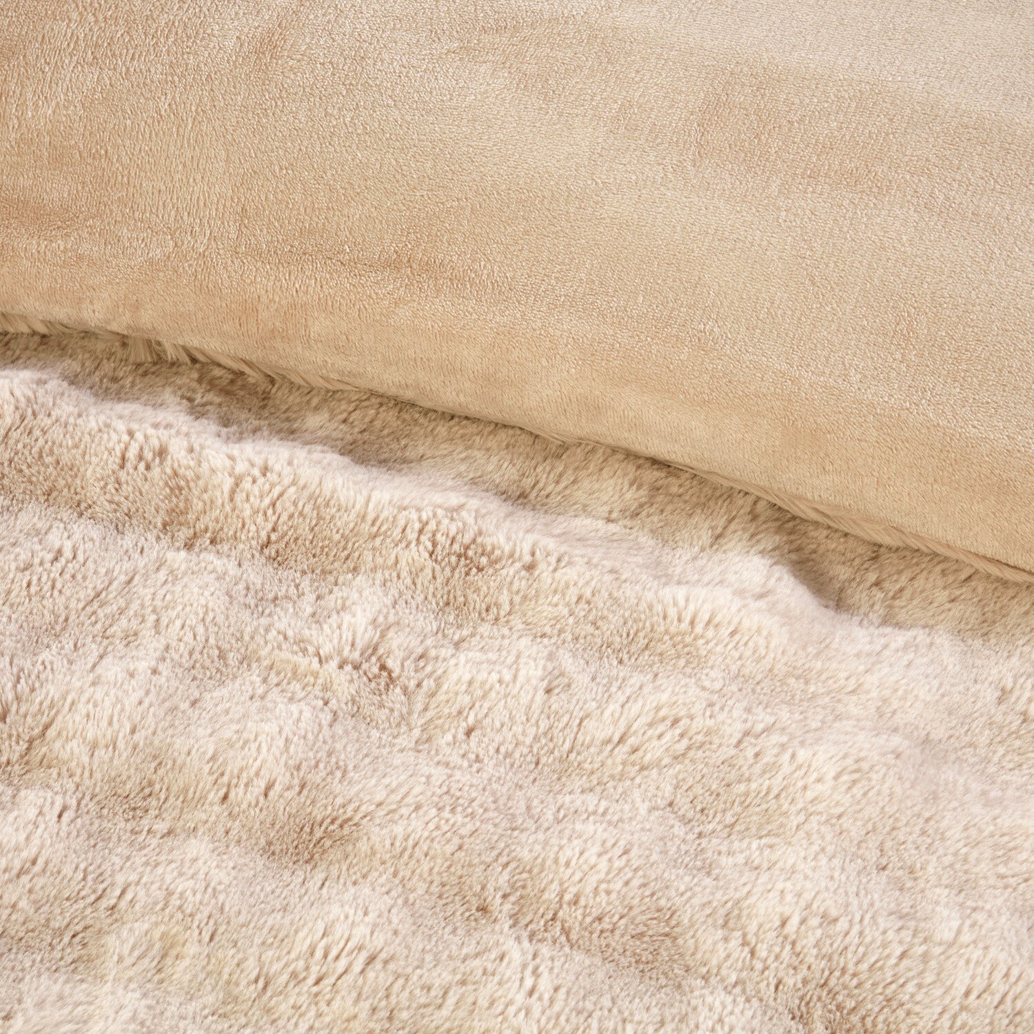 Aurora Soft Faux Fur Duvet Set Champagne Superking Image 5