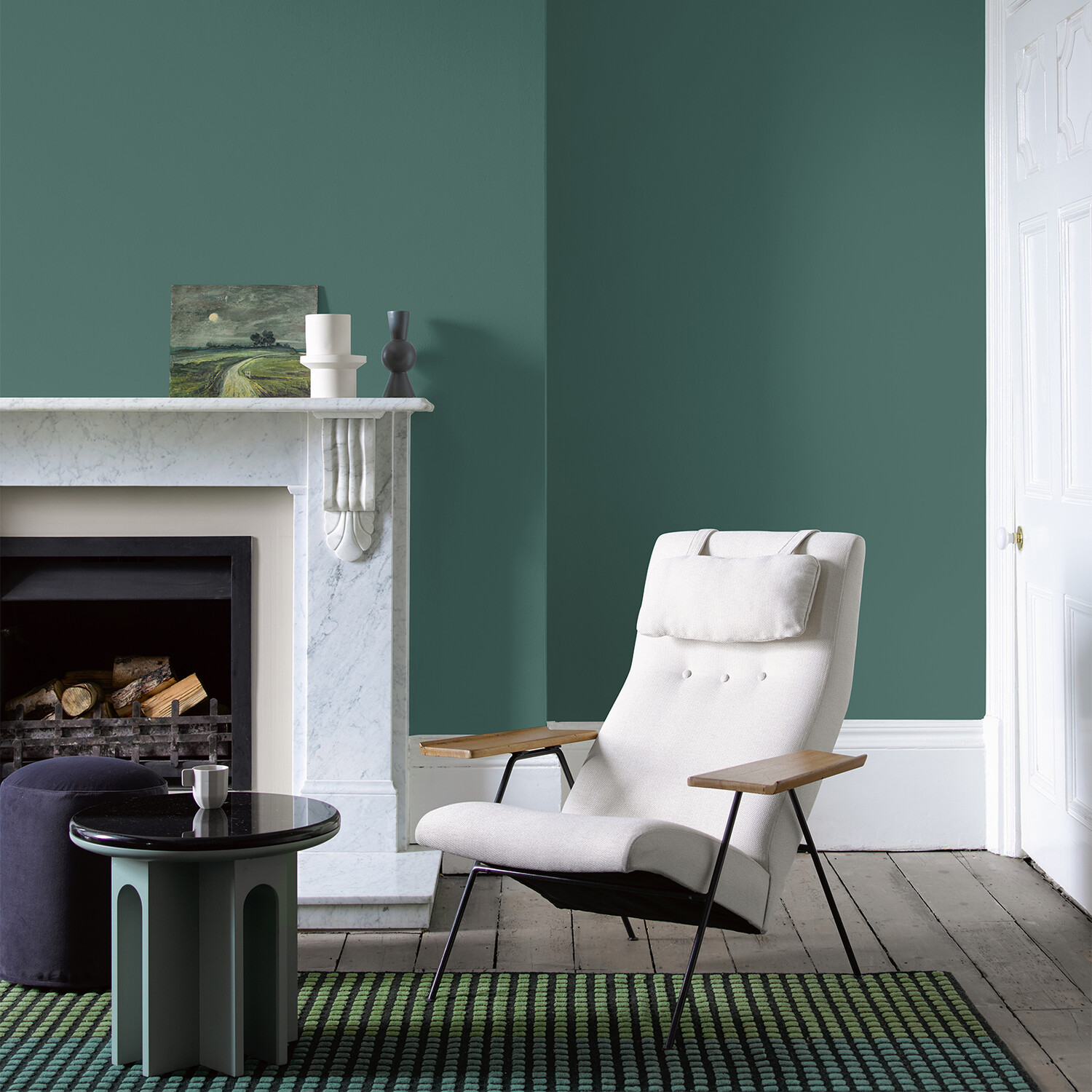 Crown Crafted Walls & Wood Collage Luxurious Flat Matt Paint 2.5L Image 4