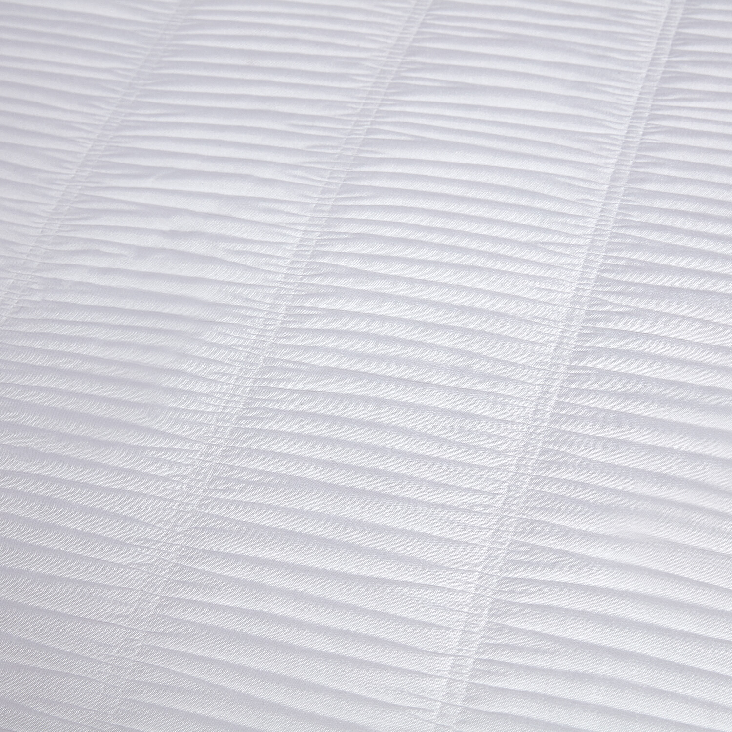 Cassie Crinkle Stripe Duvet Set White / King Image 4