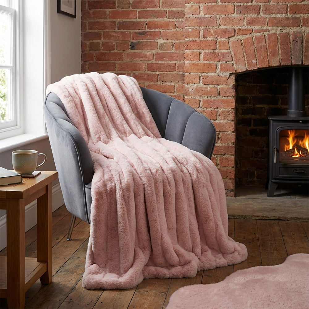 Divante Blush Rabbit Faux Fur Extra Large Throw 150 x 200cm | Homebase