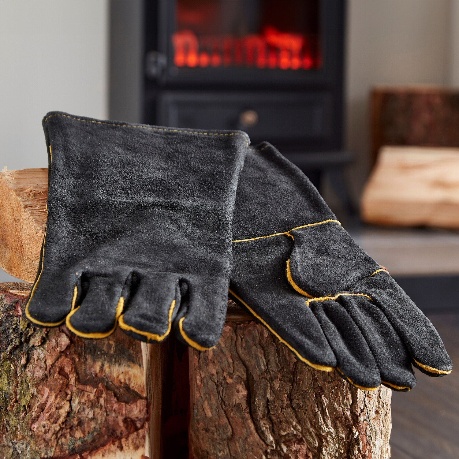 Heat Resistant Fire Gloves Black Image 1
