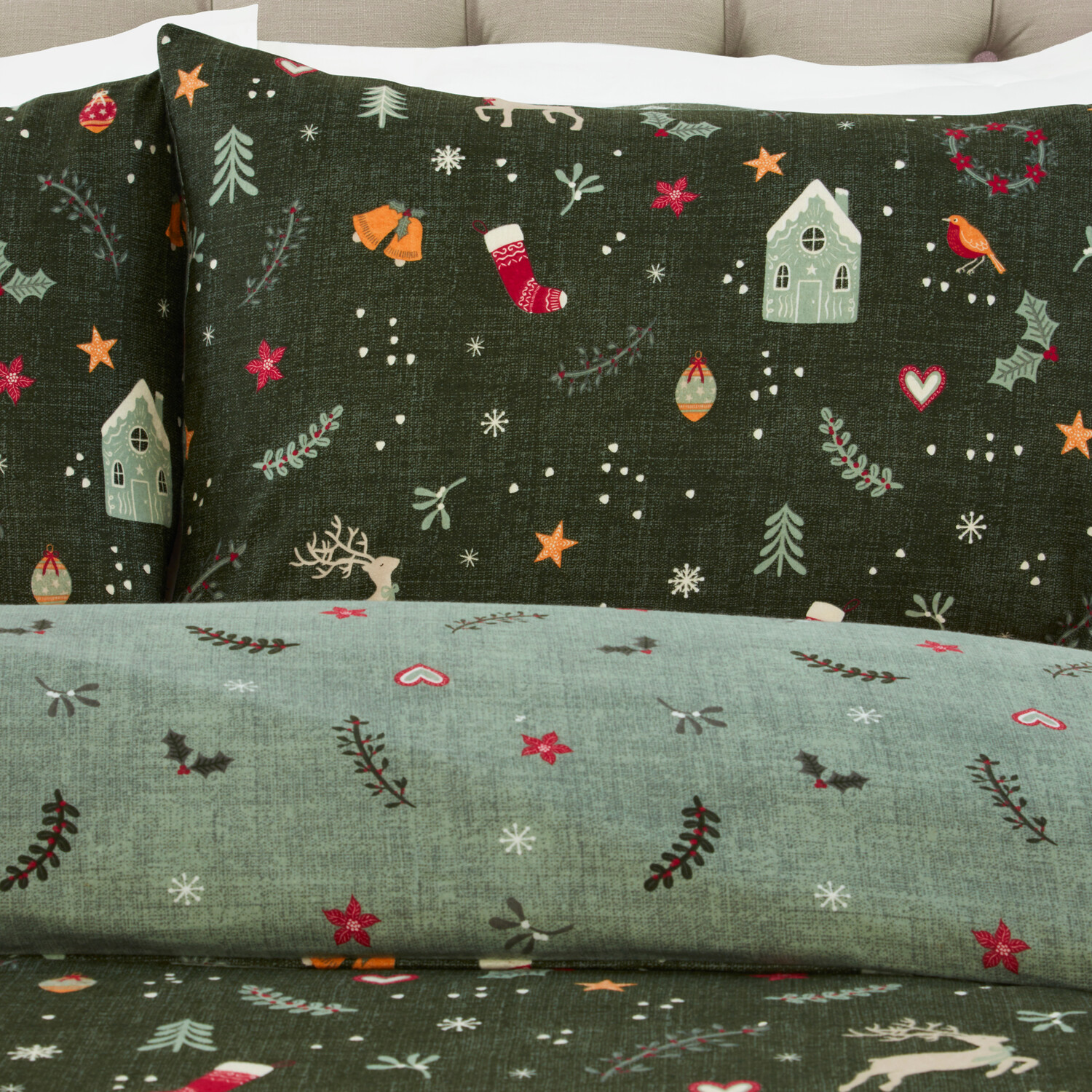 Winter Wishes Duvet Set Green Superking Image 3