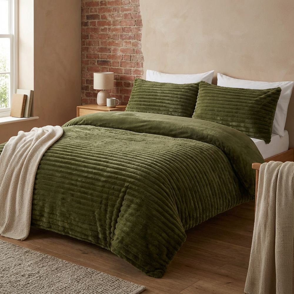 Colorado Faux Fur Duvet Set Green Double Image 5