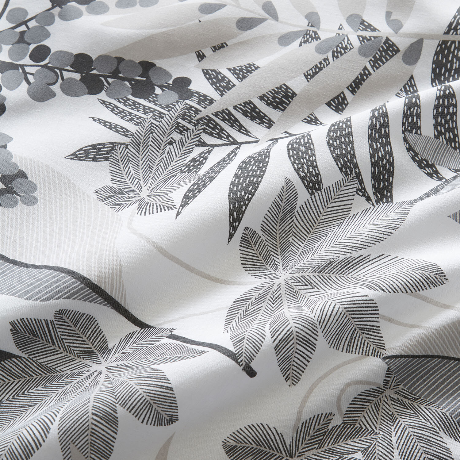 Attalea Duvet Set - Monochrome / Single Image 5