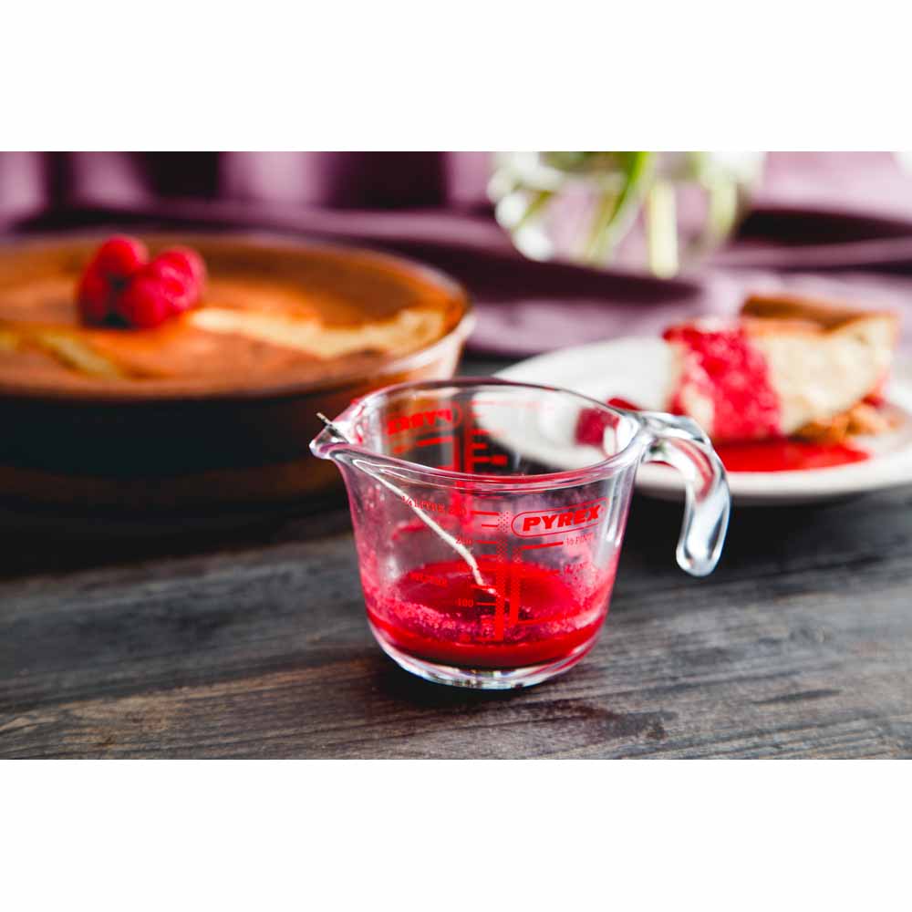 Pyrex 0.25L Measuring Jug Image 3