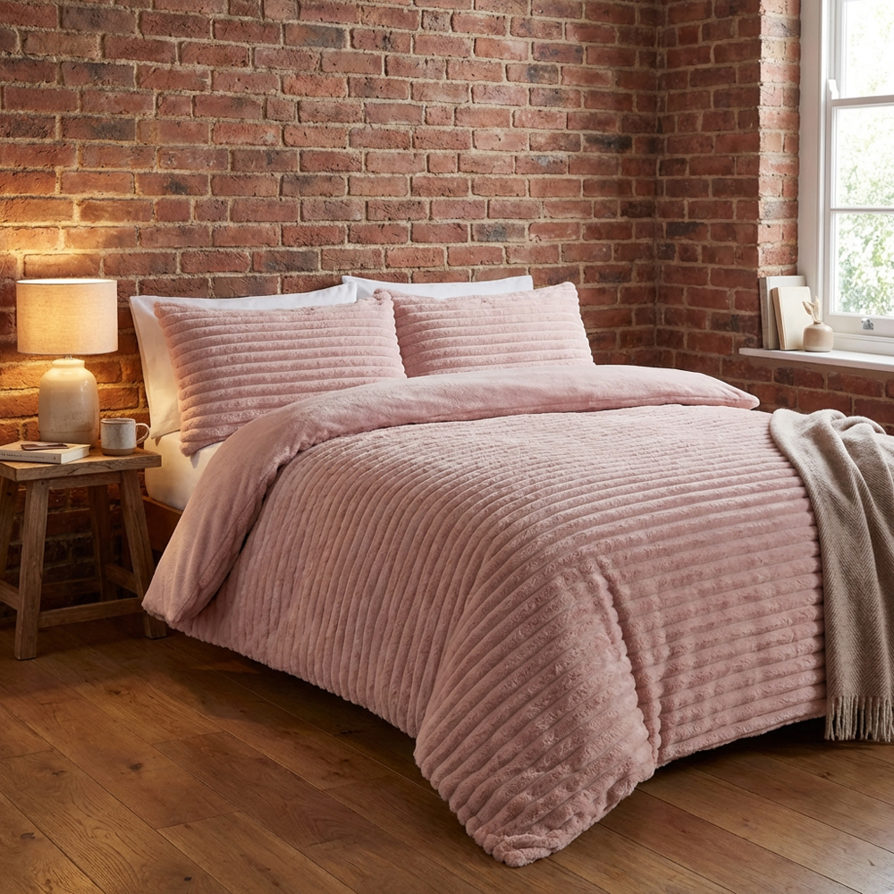 Colorado Faux Fur Duvet Set Blush Double Image 7