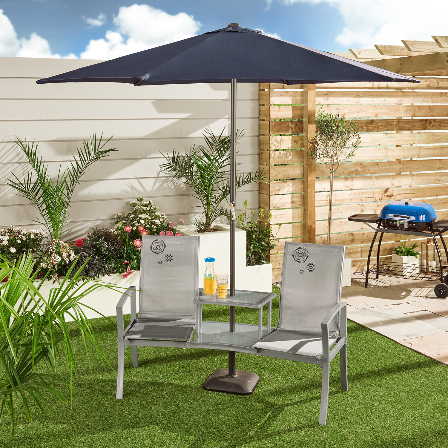 Outdoor Essentials Blue Parasol 2.7m Image 2