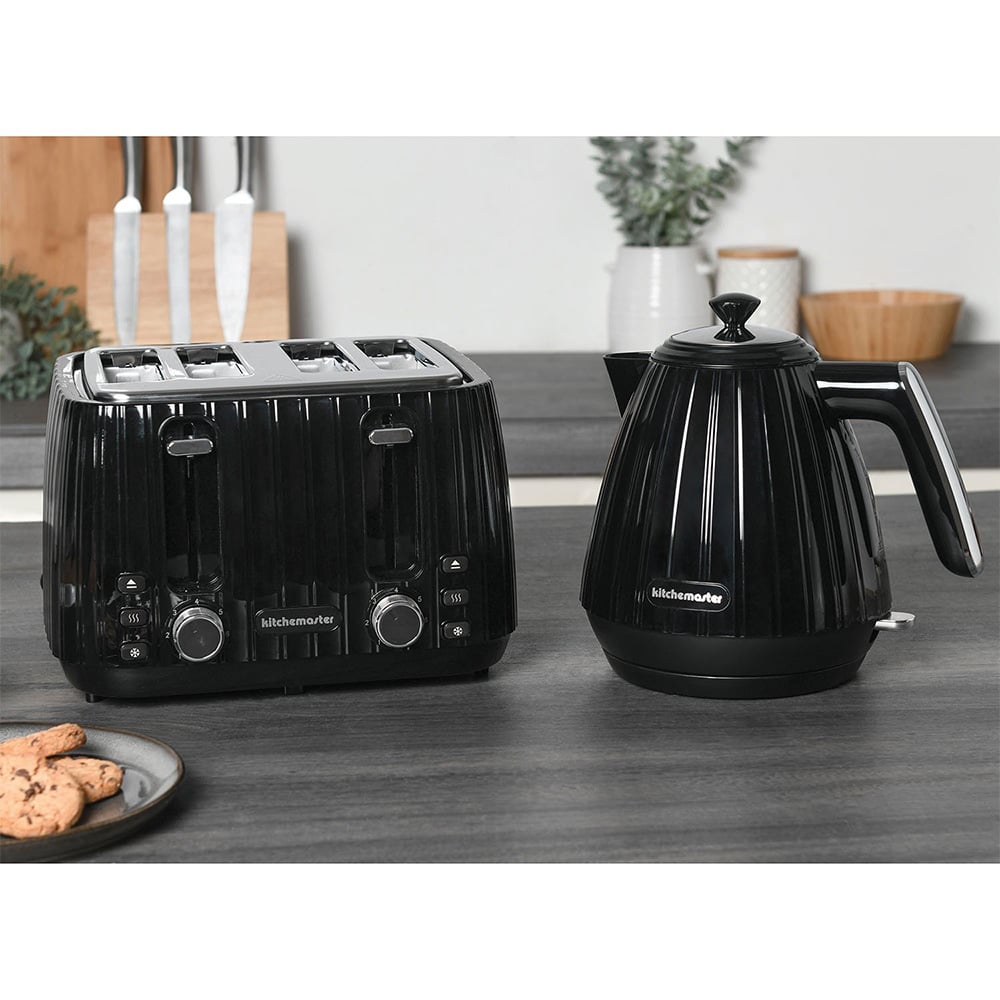KitchenMaster Waterfall Kettle - Black Image 6