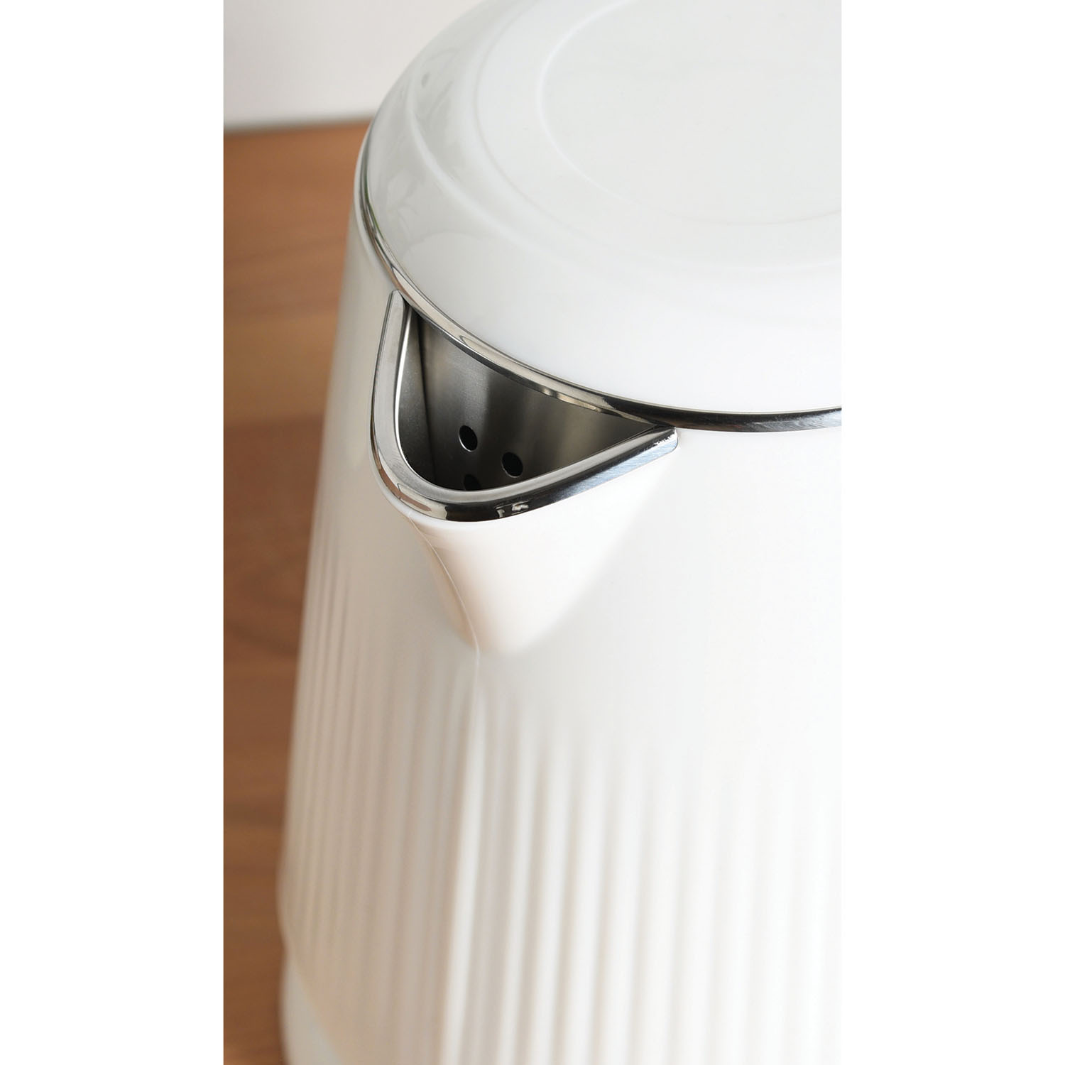 My Kitchen Cream Kettle - White Image 3