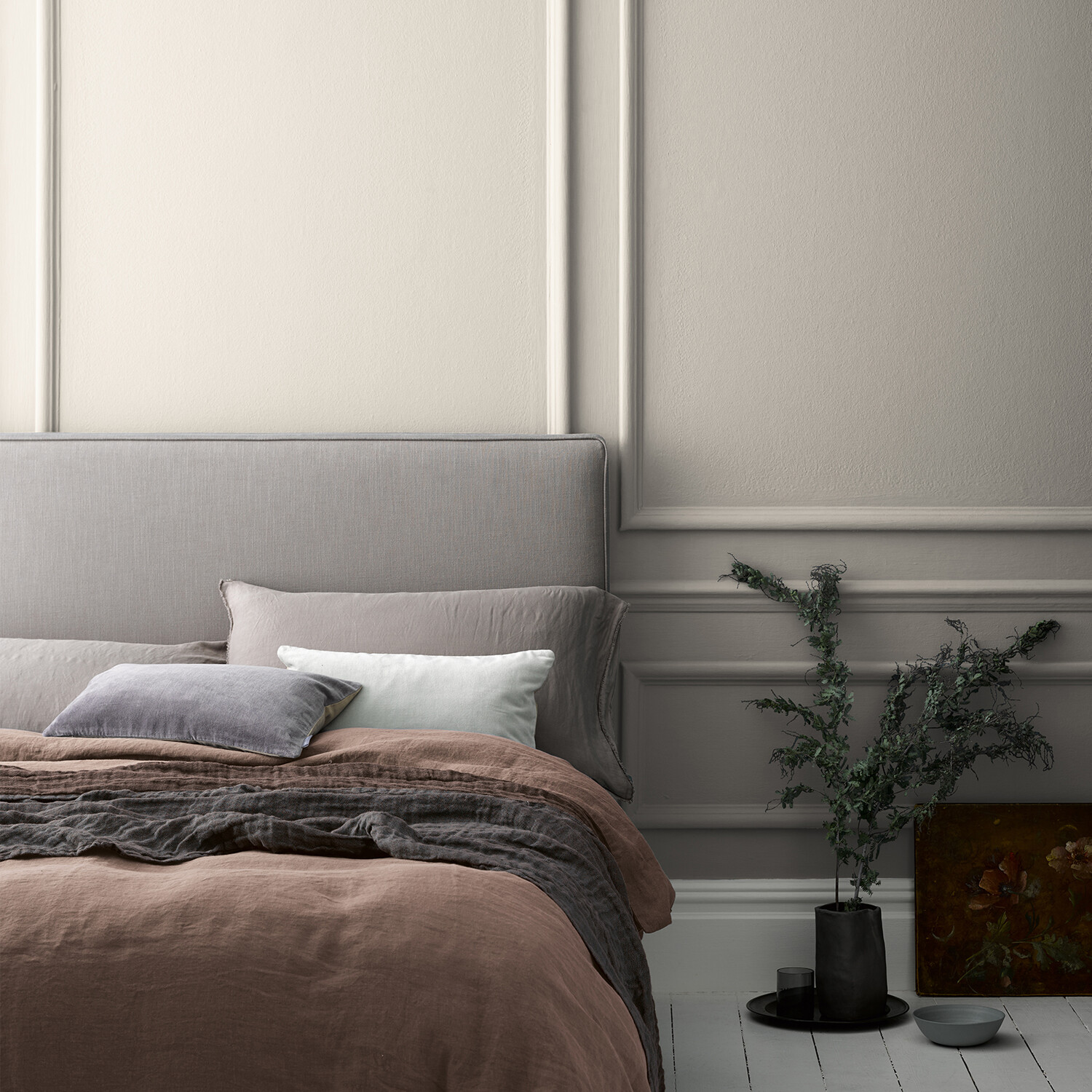 Crown Crafted Walls & Wood Recipe Book Luxurious Flat Matt Paint 2.5L Image 4