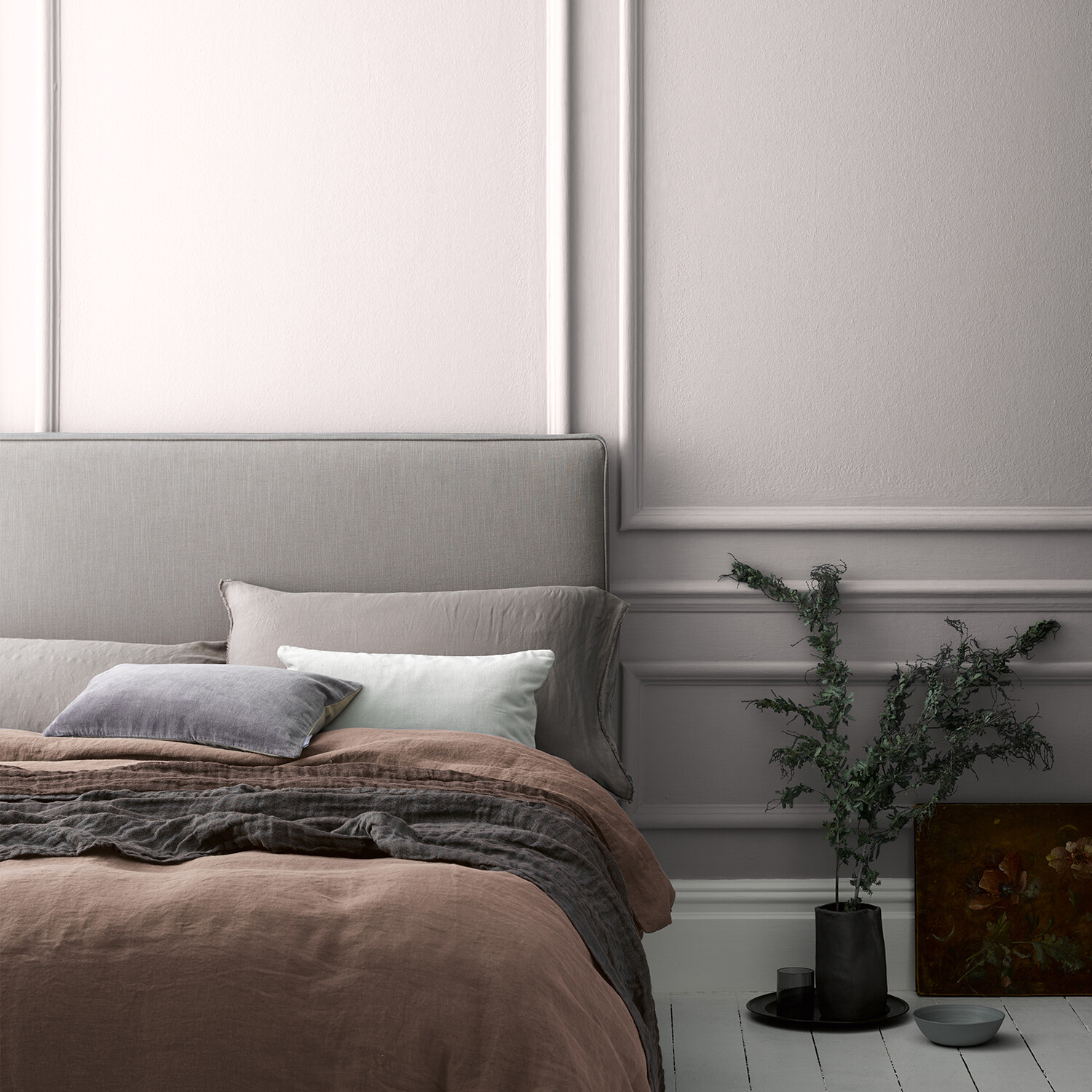 Crown Crafted Walls & Wood Softly Does It Luxurious Flat Matt Paint 2.5L Image 6