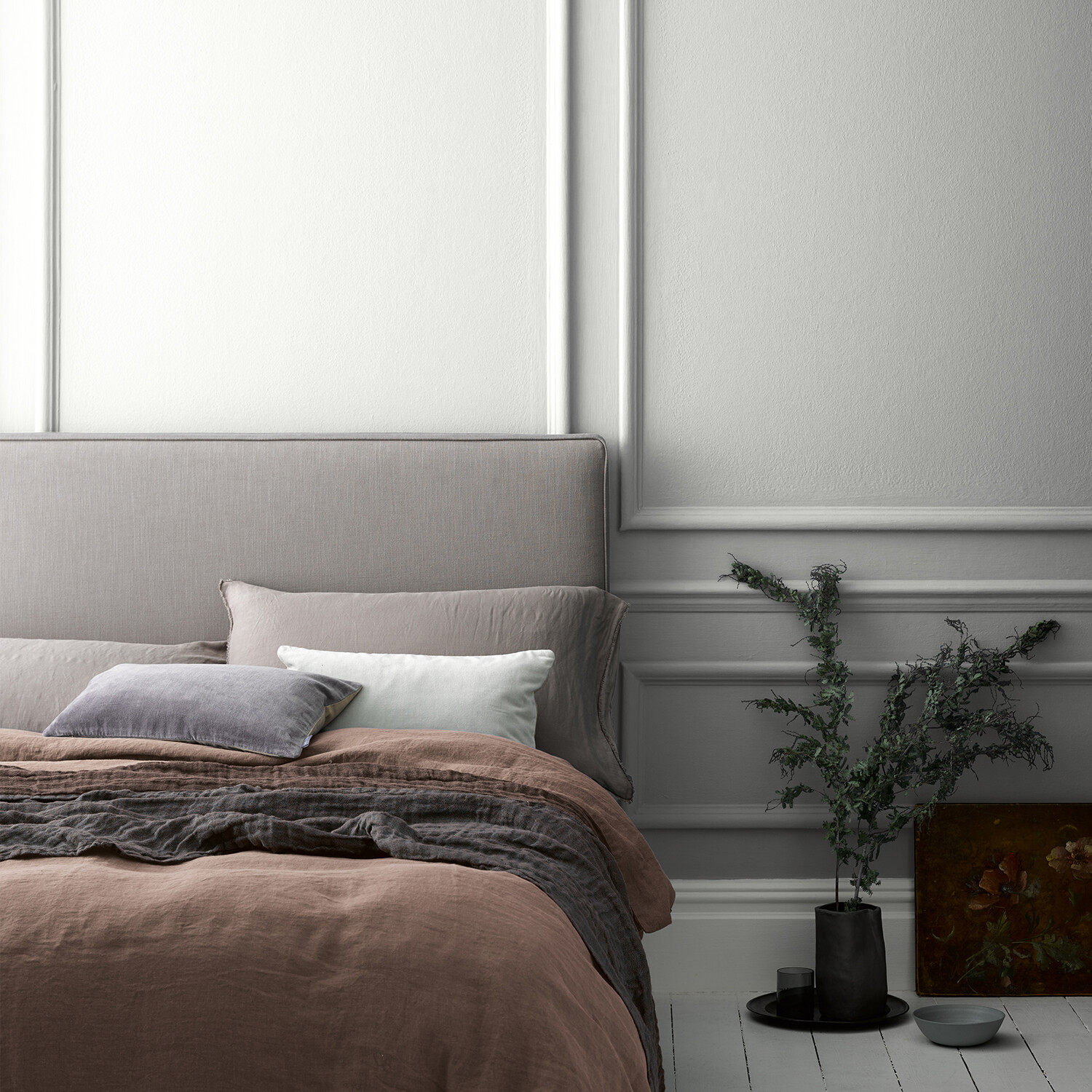 Crown Crafted Walls & Wood Cotton Cloth Luxurious Flat Matt Paint 2.5L Image 6