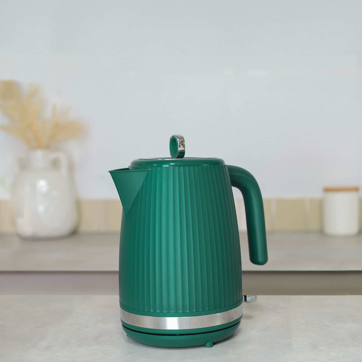 Contour Plastic Kettle 1.7L  - Emerald Green Image 2