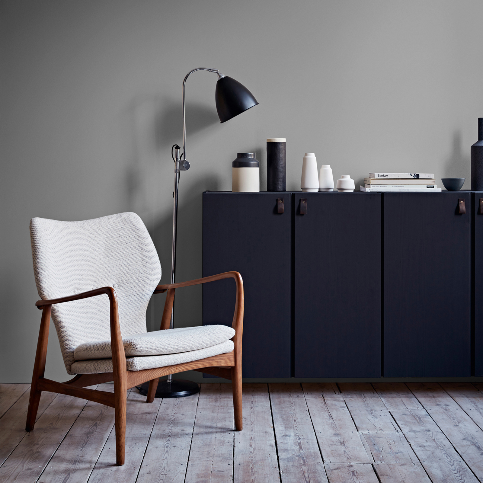 Crown Breatheasy Walls & Ceilings Granite Dust Matt Emulsion Paint 5L Image 5