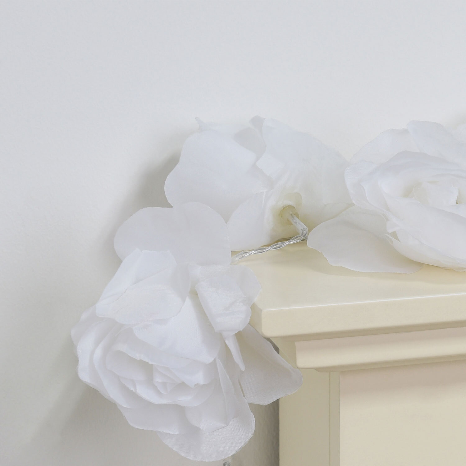 15 LED Rose String Light White Image 2