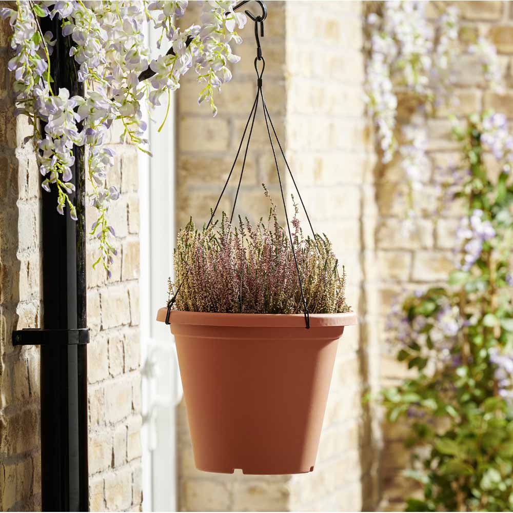 Clever Pots 19/20cm Round Pot Wire Hanger Image 3