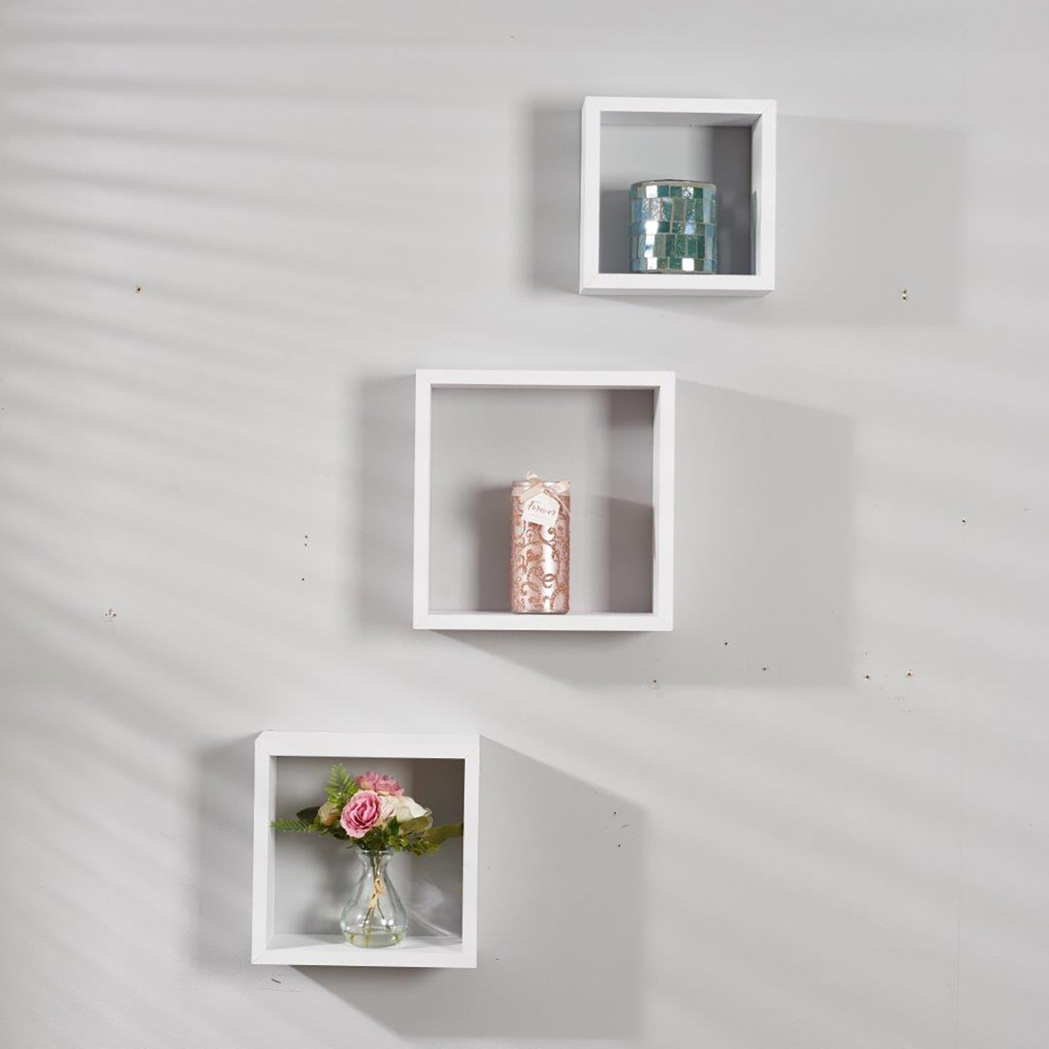 Matt White Wall Cube Set of 3 Image 3