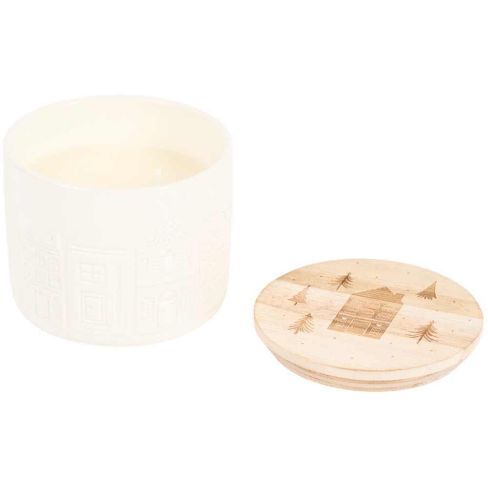 Nordic Houses Candle Image 2